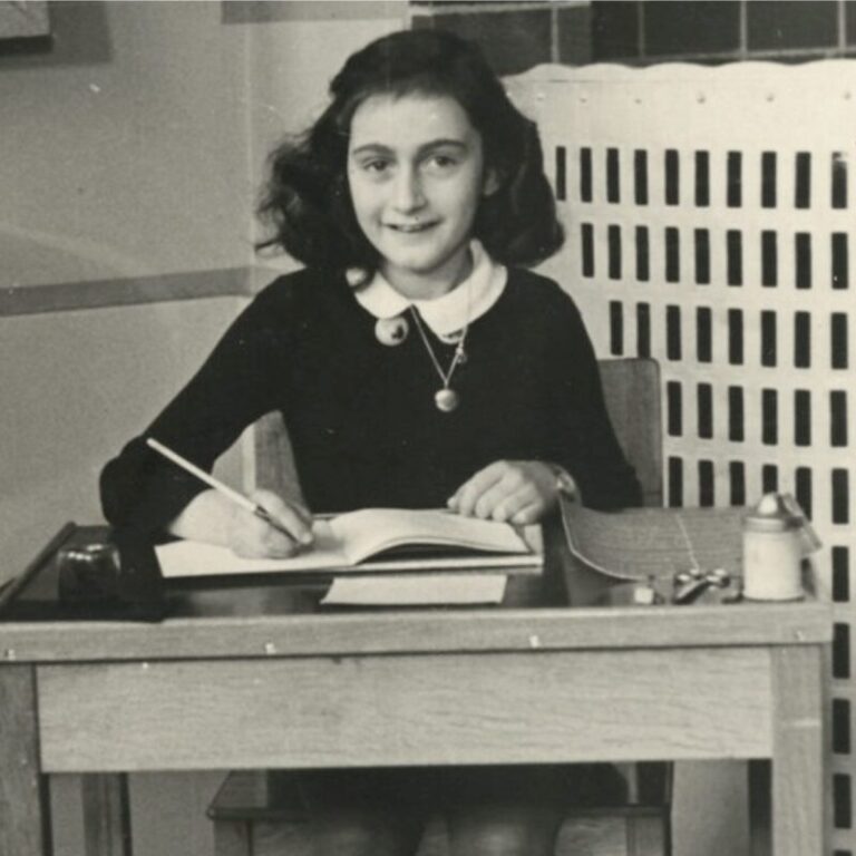new anne frank image for article 800x800