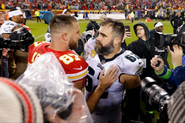 1724338266 travis kelce GettyImages 1805184314